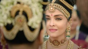 Ponniyin Selvan teaser lands on Youtube after leak, Aishwarya Rai is in queen mode. Watch