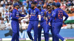 India vs England 3rd ODI Live Score: In-form Hardik Pandya takes 4 wickets as IND bowl out ENG for 259